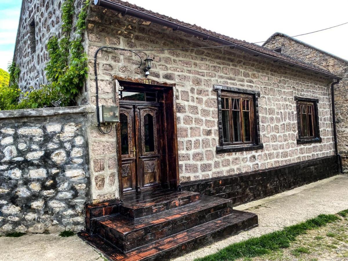 The Hunter House Villa Ciudanovita Buitenkant foto